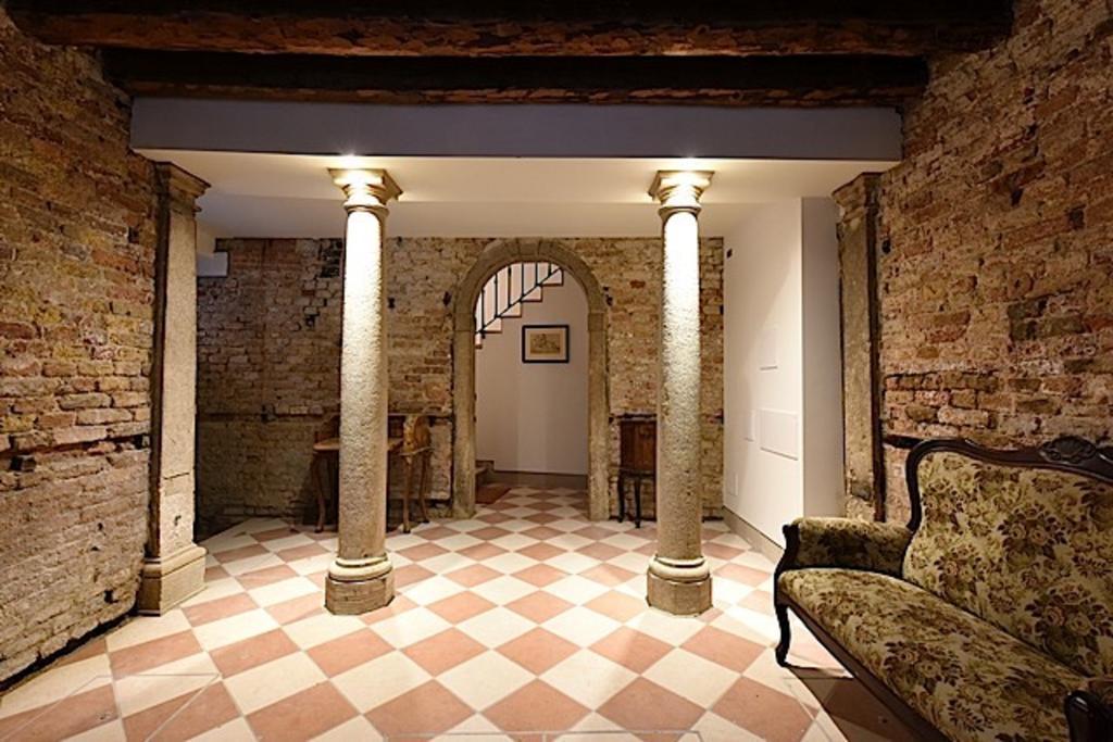 Mercerie E Capitello